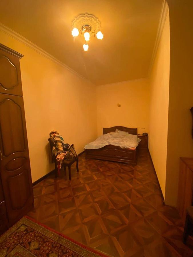 Hero Hostel Yerevan Luaran gambar