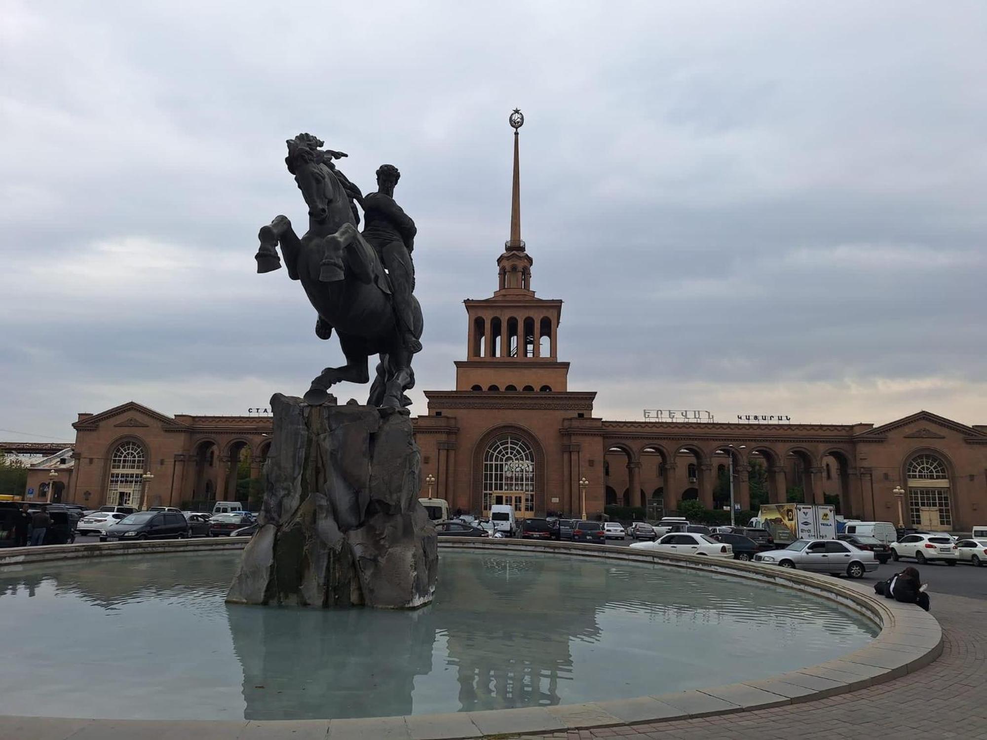 Hero Hostel Yerevan Luaran gambar